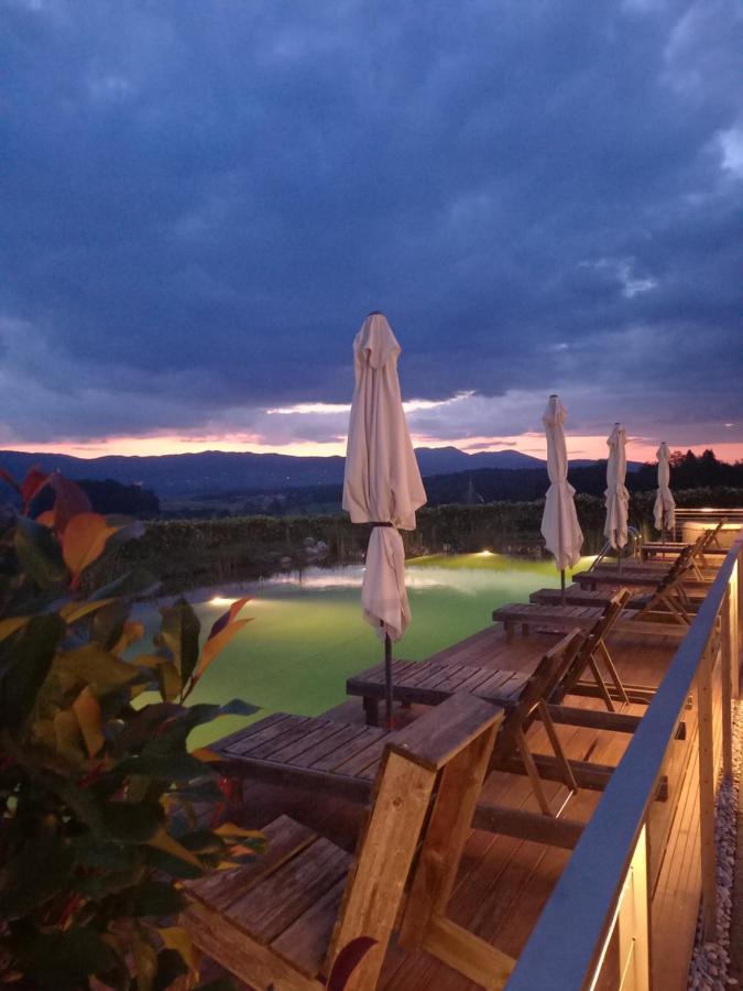Glamping Maleric With Natural Pool Dragatuš Dış mekan fotoğraf